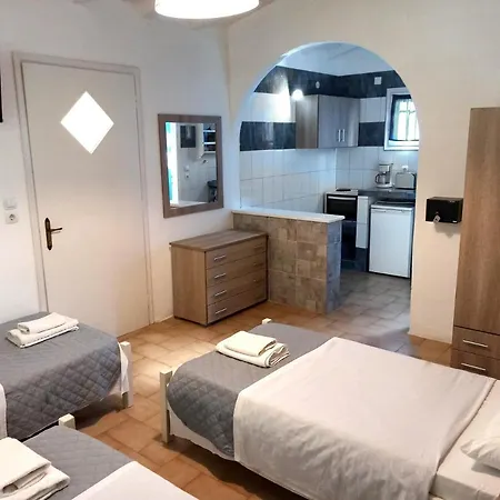 Michalis - Ps Apartment Skiathos Town